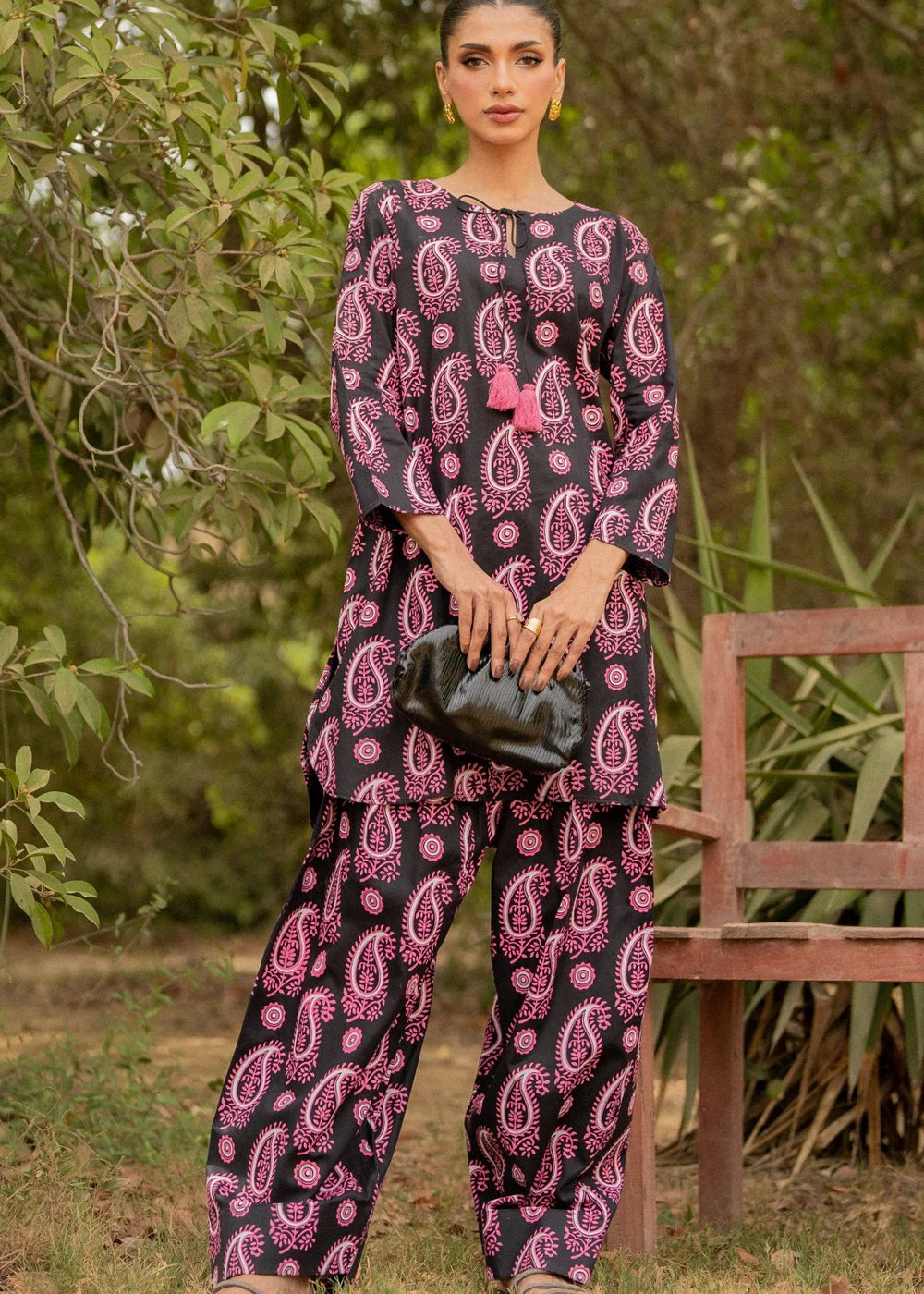 NEON -ZYRAH CLOTHING